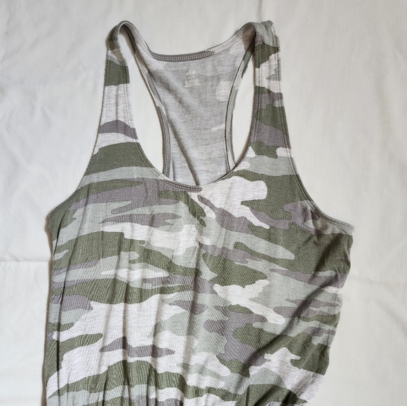 Aerie camo jumpsuit - Picture 2 of 11